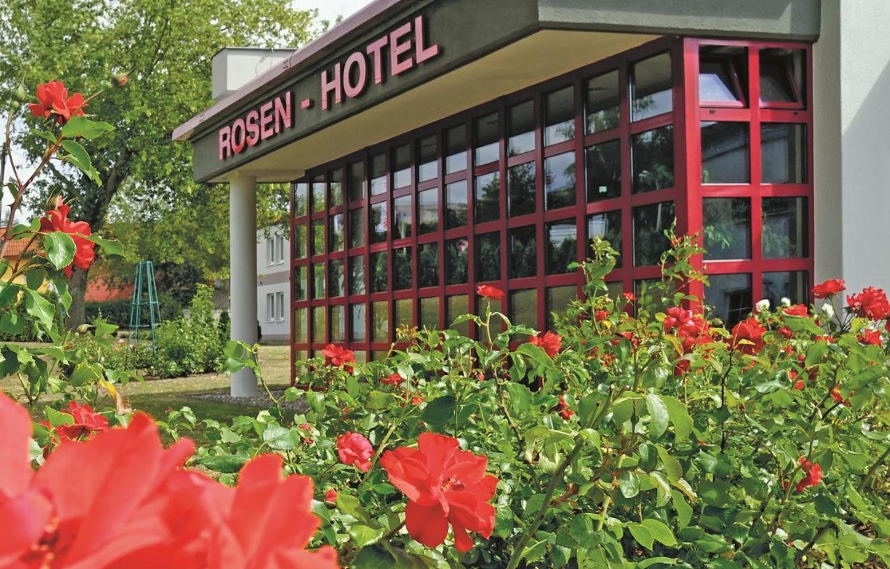 Rosen-Hotel Sangerhausen Exterior foto